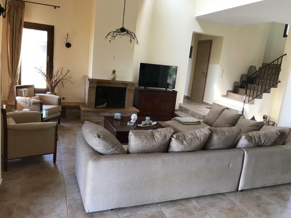 M Varkes Villa Νέα Μουδανιά Εξωτερικό φωτογραφία