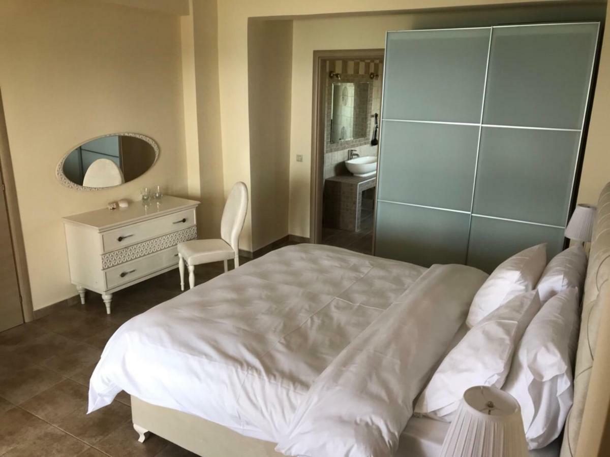 M Varkes Villa Νέα Μουδανιά Εξωτερικό φωτογραφία
