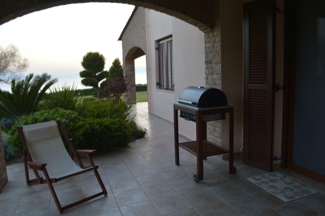 M Varkes Villa Νέα Μουδανιά Εξωτερικό φωτογραφία